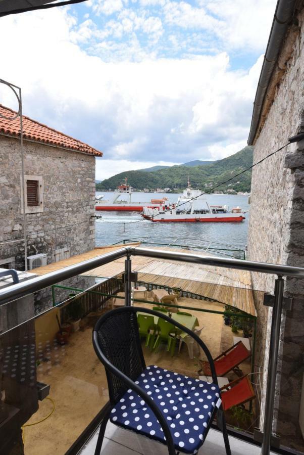 Villa House By The Sea Tivat Exterior foto